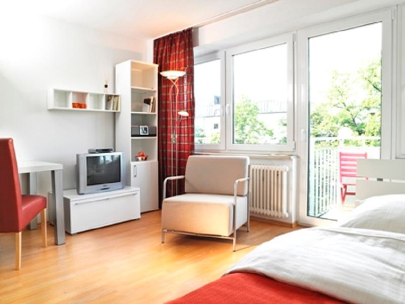 Frederics Muenchen City Olympiapark Room photo